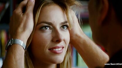 Một hoạt động tóc xem sec ngua dit nguoi vàng với một tròn đít thủ dâm âm đạo với một máy rung