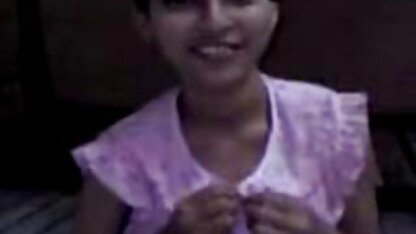 Busty điếm không quần lót uốn cong hơn trong những nhà bếp vì một nhanh chóng xem fim sec thu Mẹ kiếp