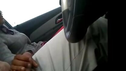 Anh chàng đi loạng choạng xung quanh các câu lạc bộ và, đánh đập các cô gái, quay phim họ đang ngấu nghiến thân cây của anh ta. Những đứa sec thu voi nguoi trẻ ngây thơ nghĩ rằng video này sẽ không bao giờ xuất hiện trên internet