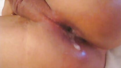 Lauren trẻ phim séc thu tuổi vui vẻ với hai chàng trai ướt đẫm mồ hôi