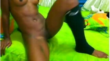 Trẻ đĩ với pussies cạo xnxx sec thu