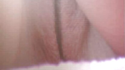 Những con chó cái thèm phim sec nguoi va dong vat khát hôn rất nhẹ lên môi