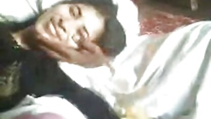 Các huấn luyện viên fuck học sinh của mình sec thu cho du nguoi trong phòng thay đồ