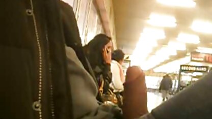 Một chàng trai trẻ với một lớn tinh ranh chị trong những hậu môn và miệng của hai người Nga phim sec nguoi cho