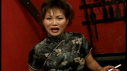 Con cặc béo của anh chàng này trơn tru vào hậu môn của một phim sec nguoi choi ngua cô gái tóc vàng sexy