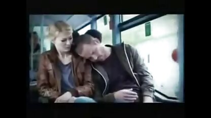 Đam mê sexy mẹ hút off cô ấy stepon và fucks sec thu voi nguoi với anh ấy