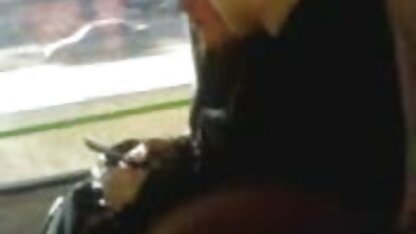 Hai người đàn ông đồng tính quyến rũ người dọn dẹp hồ bơi, họ dạy anh ta những điều cơ bản về tình yêu đồng giới, phim sec nguoi dit cho cho anh ta bú liếm chất béo của họ và đụ anh ta bằng hậu môn