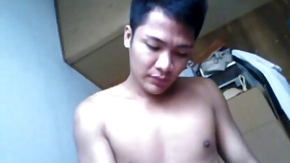 Đam mê châu á, thủ dâm cô ấy phim sec cho hậu môn và cạo L. với hai đồ chơi