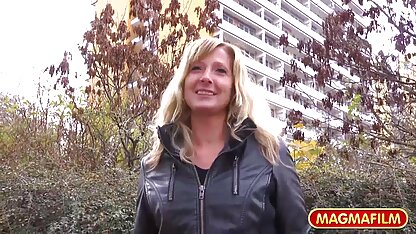 Buổi sáng khởi động nhẹ nhàng và một học sinh đã sẵn sàng quan hệ tình dục với bạn cùng lớp video sec thu