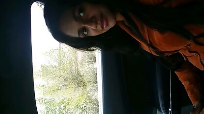 Có vẻ như không có gì là phụ nữ hấp dẫn. Nhưng ngay khi trang điểm một chút, làm tóc, sec thu nguoi mặc nội y siêu sexy, cô ấy đã biến thành một quả bom sex