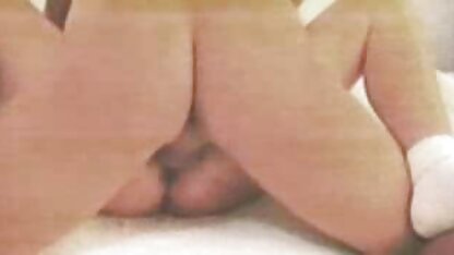 Lustful và depraved cặp vợ chồng sắp xếp hậu môn tình dục ở phía trước của một phim sec nguoi va thu vat mạng quan sát, mạng theo dõi