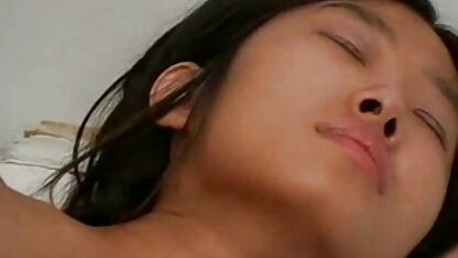 Vú to lớn của Chanel được bao phủ xem phim sec cho dit nguoi trong cum ấm