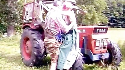 Cô gái tóc nâu quyến rũ chết tiệt hóa ra lại bị giam cầm giữa hai gã cơ bắp trần trụi, những thành viên hùng hậu tự tìm ra những lỗ phim sec nguoi thu ẩm ướt phù hợp và khéo léo đưa gã khốn nạn này đến cực khoái dữ dội