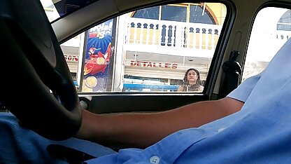 Sexy tóc vàng Kleio Valentien với một hình xăm sec thu du nguoi chị với một người đấm bóp đàn ông